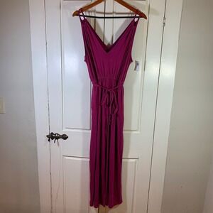 Old Navy Women‎ Pink V Neck Jumpsuit Sleeveless Tie Waist Size Medium Wide Leg
